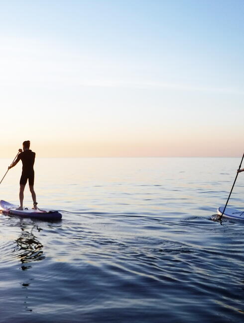 S’initier au Yoga Paddle sur le lagon